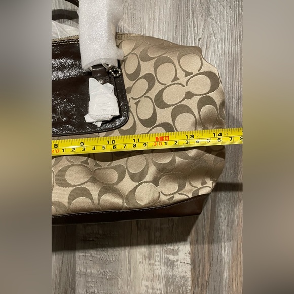 NWT authentic coach hand/shoulder satin bag - Picture 10 of 11